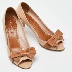 Prada Beige Patent Leather Bow Detail Block Heel Pumps Size 40