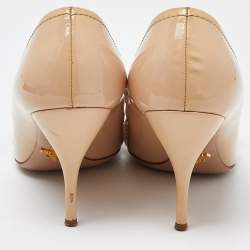 Prada Beige Patent Leather Bow Detail Block Heel Pumps Size 40