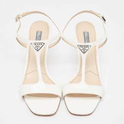 مملوكة مسبقًا Prada White Patent Leather Logo T Strap Sandals Size 41