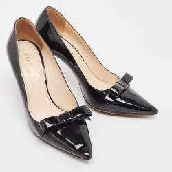 Pre Owned Prada Black Patent Leather Bow Pointed Toe Pumps Size 36