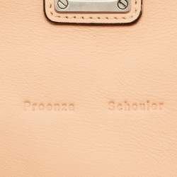 Pre Owned حقيبة كلتش برونزا شولير لانش شعر عجل بطبعة حيوانات أبيض داكن