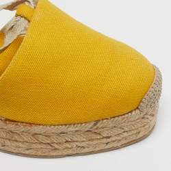 مملوكة مسبقًا Ralph Lauren Collection Size 36.5 Yellow Canvas Wedge Sandals