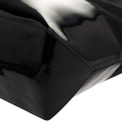 مملوكة مسبقًا Ralph Lauren Black Patent Leather and Canvas Shopper Tote