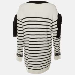 Pre Owned كارديجان ريد فالنتينو تريكوت مخطط بالأبيض مع تفاصيل ربطة مقاس ميديم