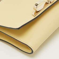 Pre Owned RED Valentino Light Yellow Leather Bow Chain Clutch