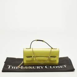مملوكة مسبقًا RED Valentino Yellow Leather Chain Clutch
