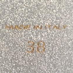 Pre Owned صندل رينيه كوفيلا ساتان مزخرف كريستال ذهبي مقاس 38