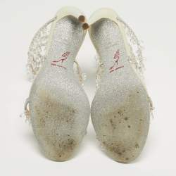 Pre Owned صندل رينيه كوفيلّا سيور كاحل مزخرف كريستال جلد كريمي مقاس 39