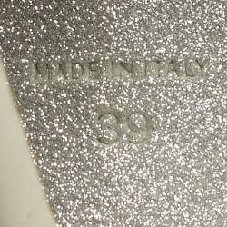 Pre Owned صندل رينيه كوفيلّا سيور كاحل مزخرف كريستال جلد كريمي مقاس 39