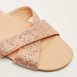 Pre Owned حذاء مسطح رينيه كوفيللا سويدي بيج مرصع بكريستال مقاس 37.5