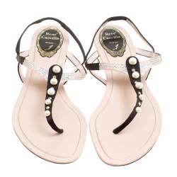 مملوكة مسبقًا René Caovilla Black/Beige Satin Pearl Detail Flat Sandals Size 37