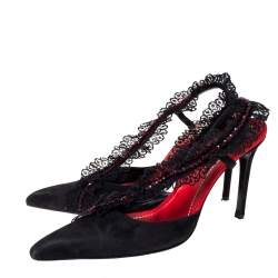 مملوكة مسبقًا صندل رينيه كوفيلا مزخرف كريستال مقدمة مدببة فتحة كعب دانتيل وسويدى أسود مقاس 39