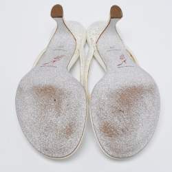 Pre Owned René Caovilla Off-White Satin Crystal Embellished Thong Sandals Size 38