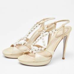 مملوكة مسبقًا Rene Caovilla Beige Canvas Pearl T Strap Sandals Size 37
