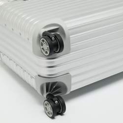 Pre Owned Rimowa Pilot Silver Aluminium Suitcase