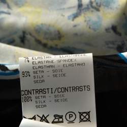 Pre Owned ت نورة روبرتو كافالي ماكسي ممزقة حرير طباعة زهور زرقاء L