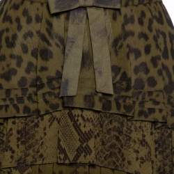 مملوكة مسبقًا Roberto Cavalli Green Animal Printed Pleated Silk Tiered Mini Skirt M
