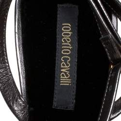 Pre Owned Roberto Cavalli Metallic Grey Leather Crystal Embellished Strappy Sandals Size 41