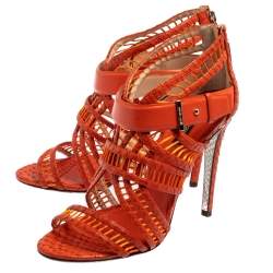 مملوكة مسبقًا صندل روبرتو كافالي جلد ثعبان وجلد برتقالي قفصي مقاس 40