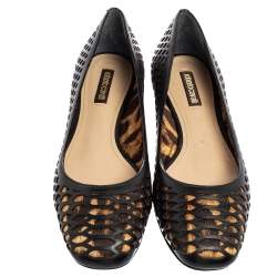 Pre Owned Roberto Cavalli Black/Beige Laser Cut Leather and Printed Satin Ballet Flats Size 38