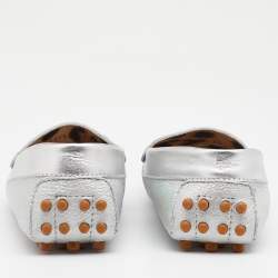 Pre Owned Roberto Cavalli Metallic Silver Iridescent Leather Slip On Loafers Size 39