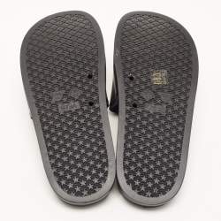 مملوكة مسبقًا Roberto Cavalli Black Rubber Flat Slides Size 42