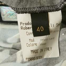 Pre Owned توب روبرتو كافالي جيرسي طباعة زهور أسود مكشوف الأكتاف صغير