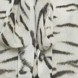 مملوكة مسبقًا Roberto Cavalli White/Black Zebra Print Silk Pussy Bow Shirt M