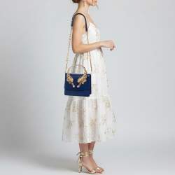 مملوكة مسبقًا حقيبة روبرتو كافالي يد علوية جلد زرقاء مرصعة بالكريستال