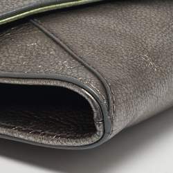 مملوكة مسبقًا Roberto Cavalli Crystal Embellished Metallic Grey Leather Chain Clutch