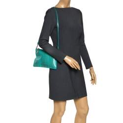 مملوكة مسبقًا حقيبة كتف روبرتو كافالي جلد ثعبان خضراء