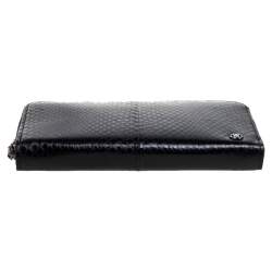 Pre Owned Roberto Cavalli Black Snakeskin Zip Around Wallet