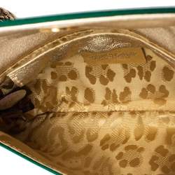 مملوكة مسبقًا Roberto Cavalli Green Satin Serpent Wristlet Clutch