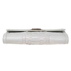 Pre Owned حقيبة كلتش روبرتو كافالي  جلد ثعبان بيضاء بالشعار