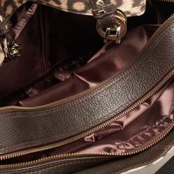 Pre Owned حقيبة روبيرتو كافالي ديابير جلد وساتان طباعة فهد بيج/بني