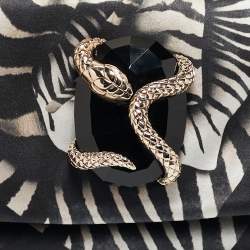 Pre Owned Roberto Cavalli Black Printed Satin Snake Embellished Foldover Clutch