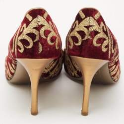 Roberto Cavalli Burgundy/Gold Leather and Velvet Round Toe Pumps Size 38.5