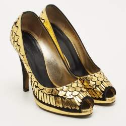 Pre Owned Roberto Cavalli Black/Gold Suede Scale Embellish Peep Toe Pumps Size 36.5