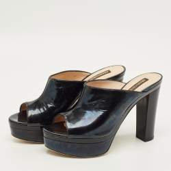 مملوكة مسبقًا Roberto Cavalli Size 38 Black Leather Platform Open Toe Sandals