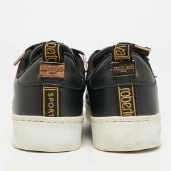 مملوكة مسبقًا حذاء رياضي روبيرتو كافالي جلد أسود منخفض أعلى مقاس 38