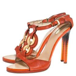 مملوكة مسبقًا Roberto Cavalli Orange Leather Metal Embellished Ankle Strap Sandals Size 39