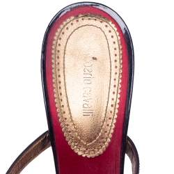 Pre Owned صندل روبرتو كافالي طراز سيور جلد لامع أسود مقاس 40