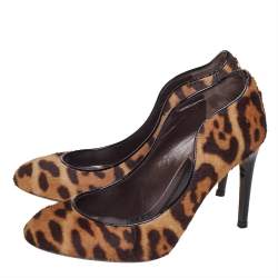 مملوكة مسبقًا Roberto Cavalli Brown Leopard Print Calf Hair Pumps Size 36.5