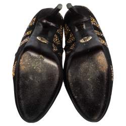 مملوكة مسبقًا Roberto Cavalli Black Suede Studded Embellished Ankle Boots Size 40