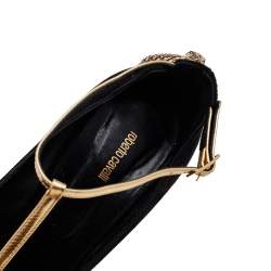 Pre Owned صندل روبرتو كافالي مزخرف ثعبان سير كاحل جلد وسويدي ذهبي/ أسود مقاس 38.5