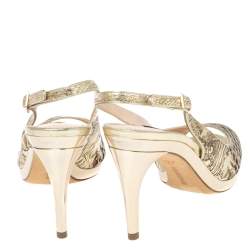 مملوكة مسبقًا صندل روبرتو كافالي جلد ذهبي مقدمة مفتوحة فتحة كعب مقاس 38.5