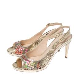 مملوكة مسبقًا صندل روبرتو كافالي جلد ذهبي مقدمة مفتوحة فتحة كعب مقاس 38.5