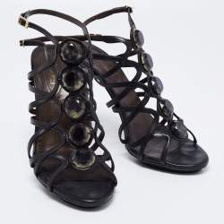 مملوكة مسبقًا صندل روبرتو كافالي جلد أسود قصات مفرغة مزخرف سير كاحل مقاس 39