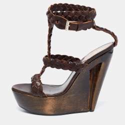 Pre Owned صندل روبرتو كافالي جلد بني داكن مجدول بسيور كعب روكي نعل سميك مقاس 40