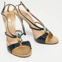 مملوكة مسبقًا Roberto Cavalli Navy Blue Patent Leather Slingback Sandals Size 39